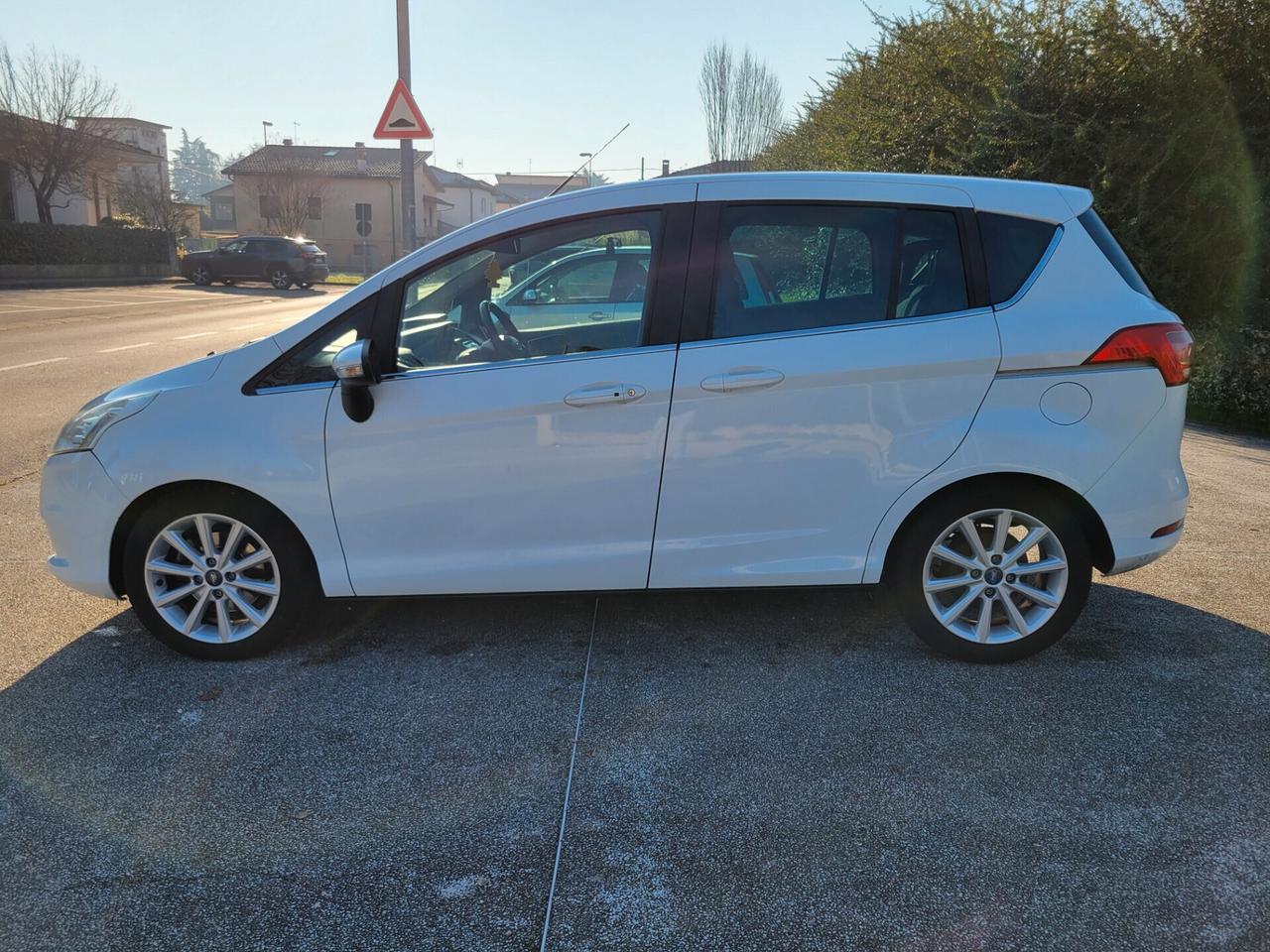 Ford B-Max 1.5 TDCi 75 CV Titanium