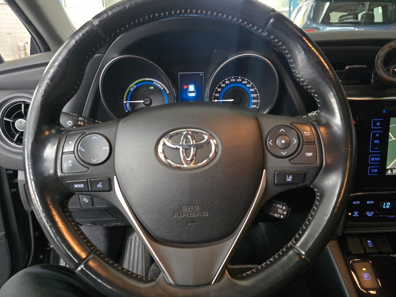 Toyota Auris 1.8 Hybrid Lounge
