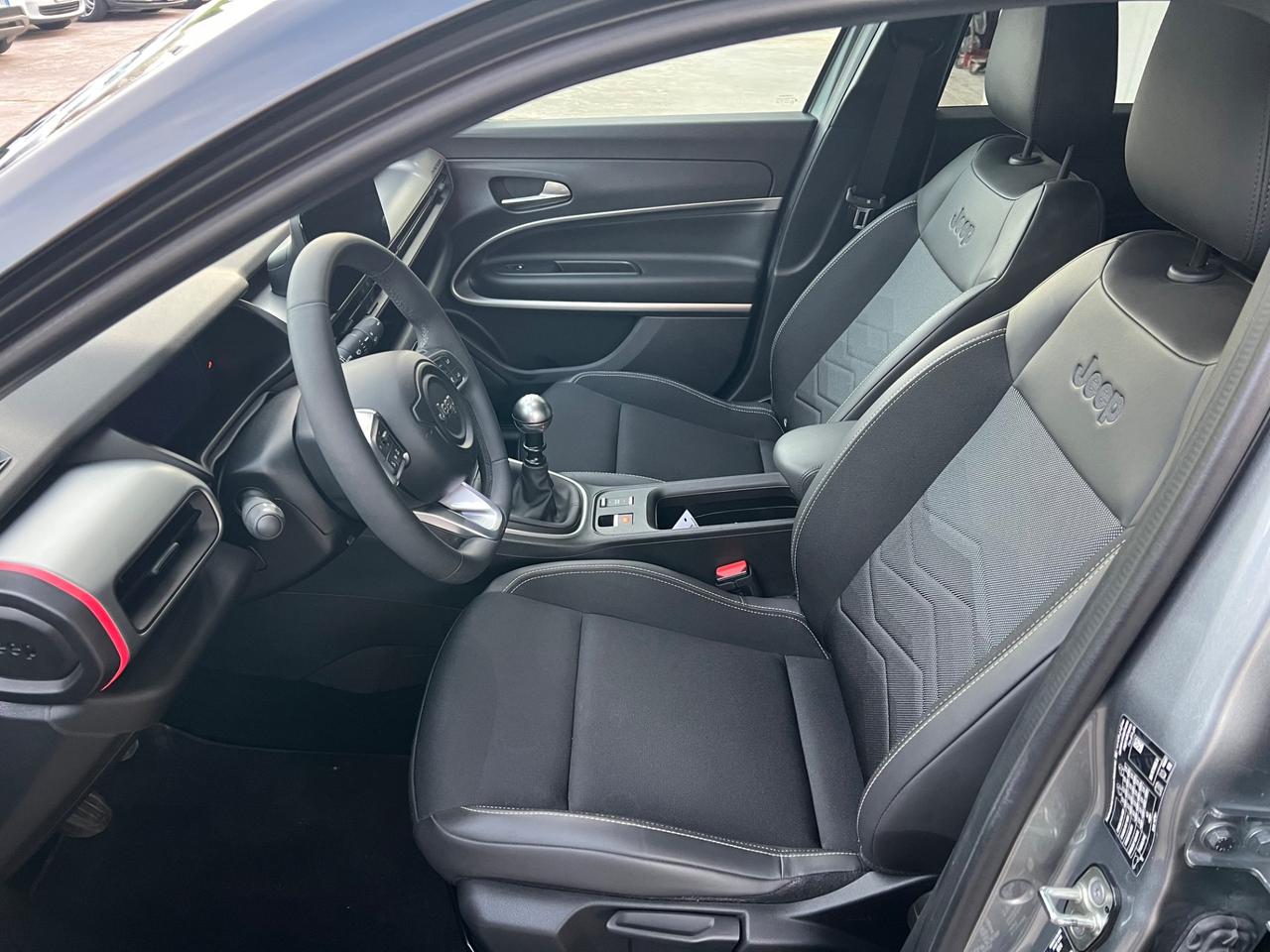 Jeep Avenger 1.2 Turbo 100 CV Summit