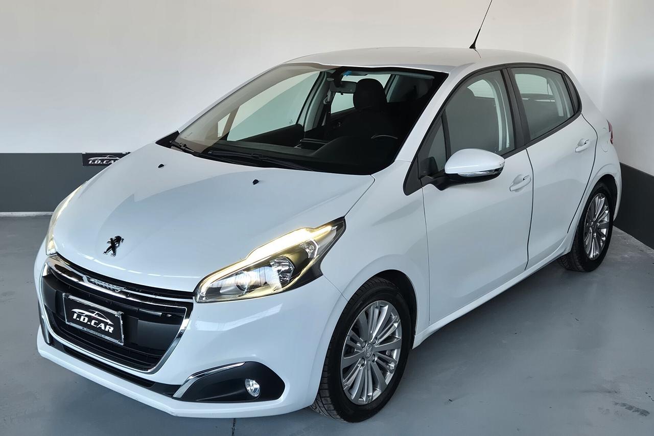 Peugeot 208 PureTech 82 5 porte Allure (NEOPATENTATI)
