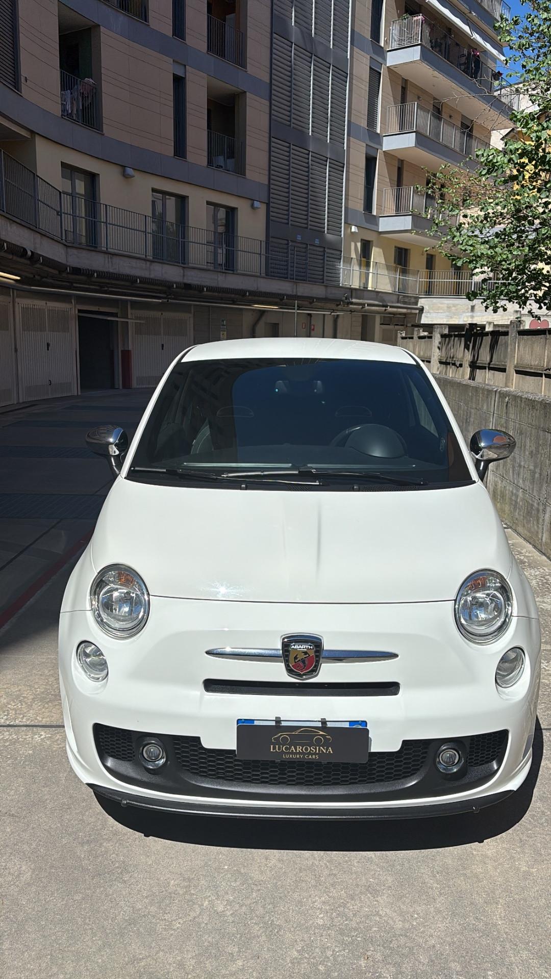 Abarth 500 1.4 Turbo T-Jet Custom