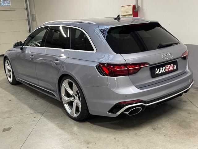 AUDI RS 4 Avant