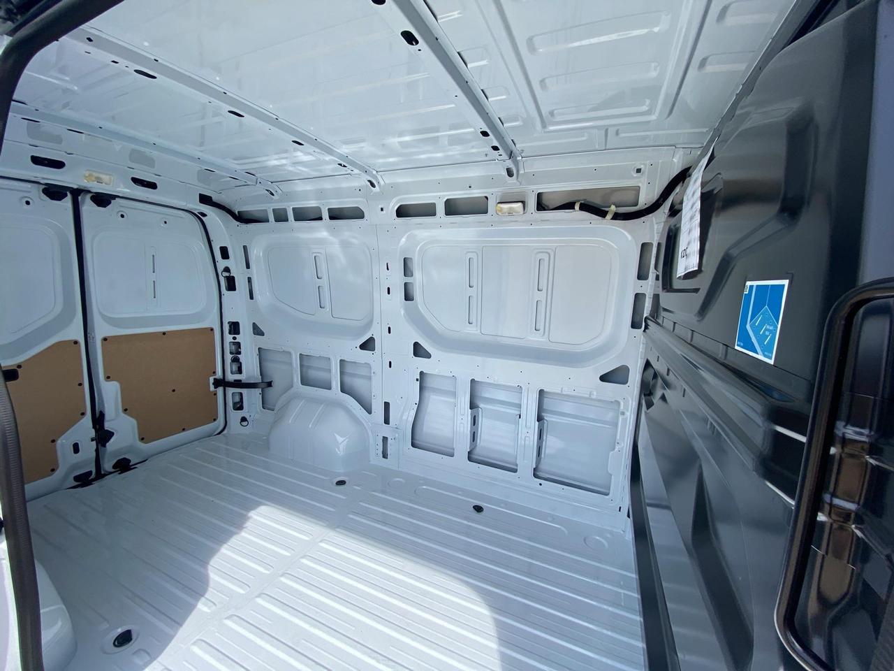 Nissan Interstar fwd 35 2.0 dci 130cv L2H2 N