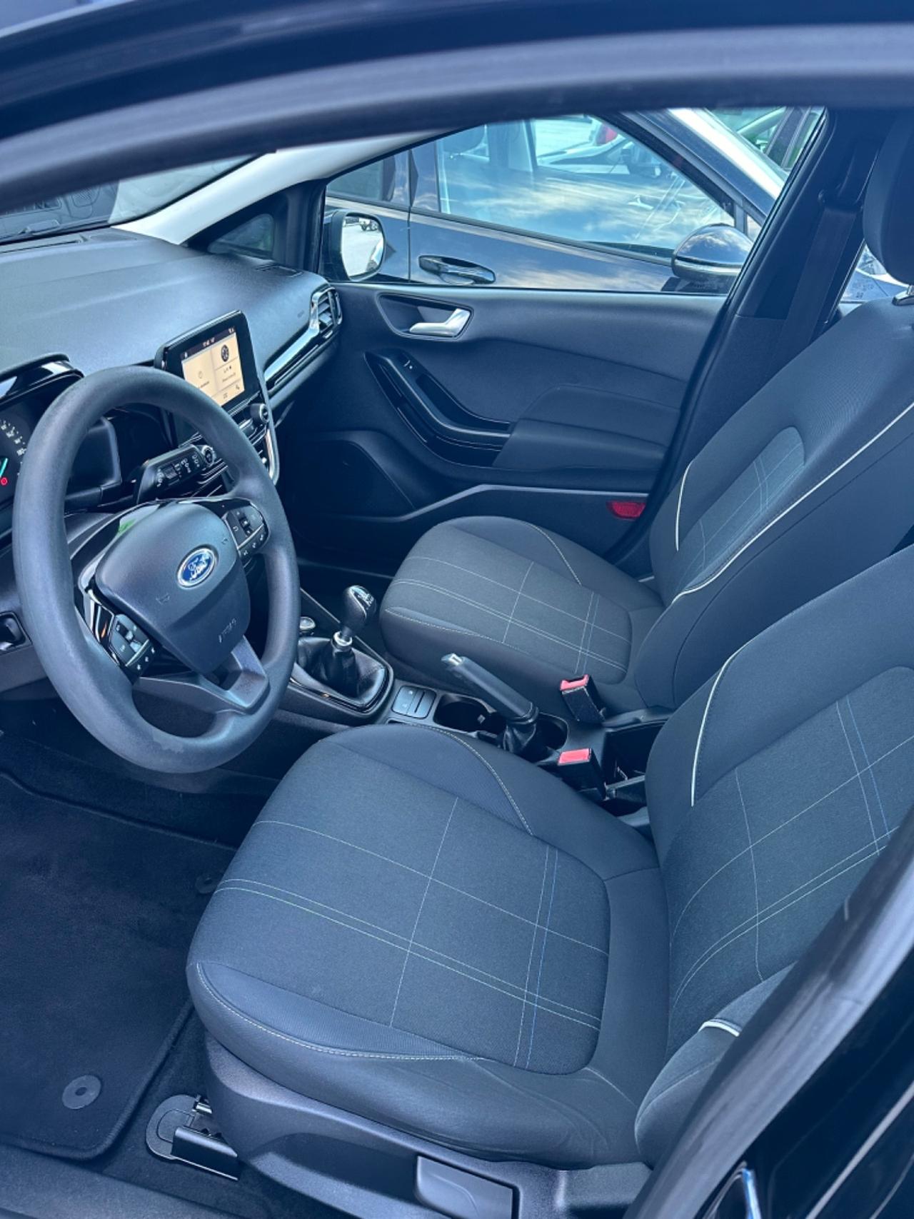 Ford Fiesta 1.5 TDCi 86cv ADATTA A NEOPATENTATI