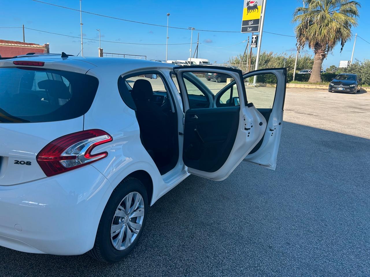 Peugeot 208 PureTech 82 5 porte Access