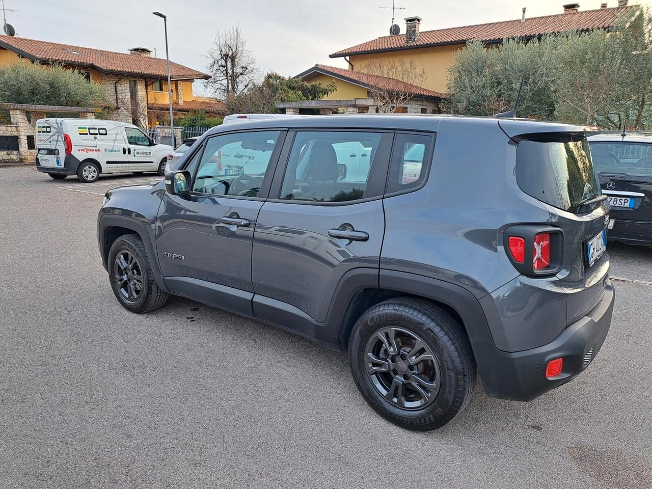 Jeep Renegade 1.6 Mjt 130 CV Longitude