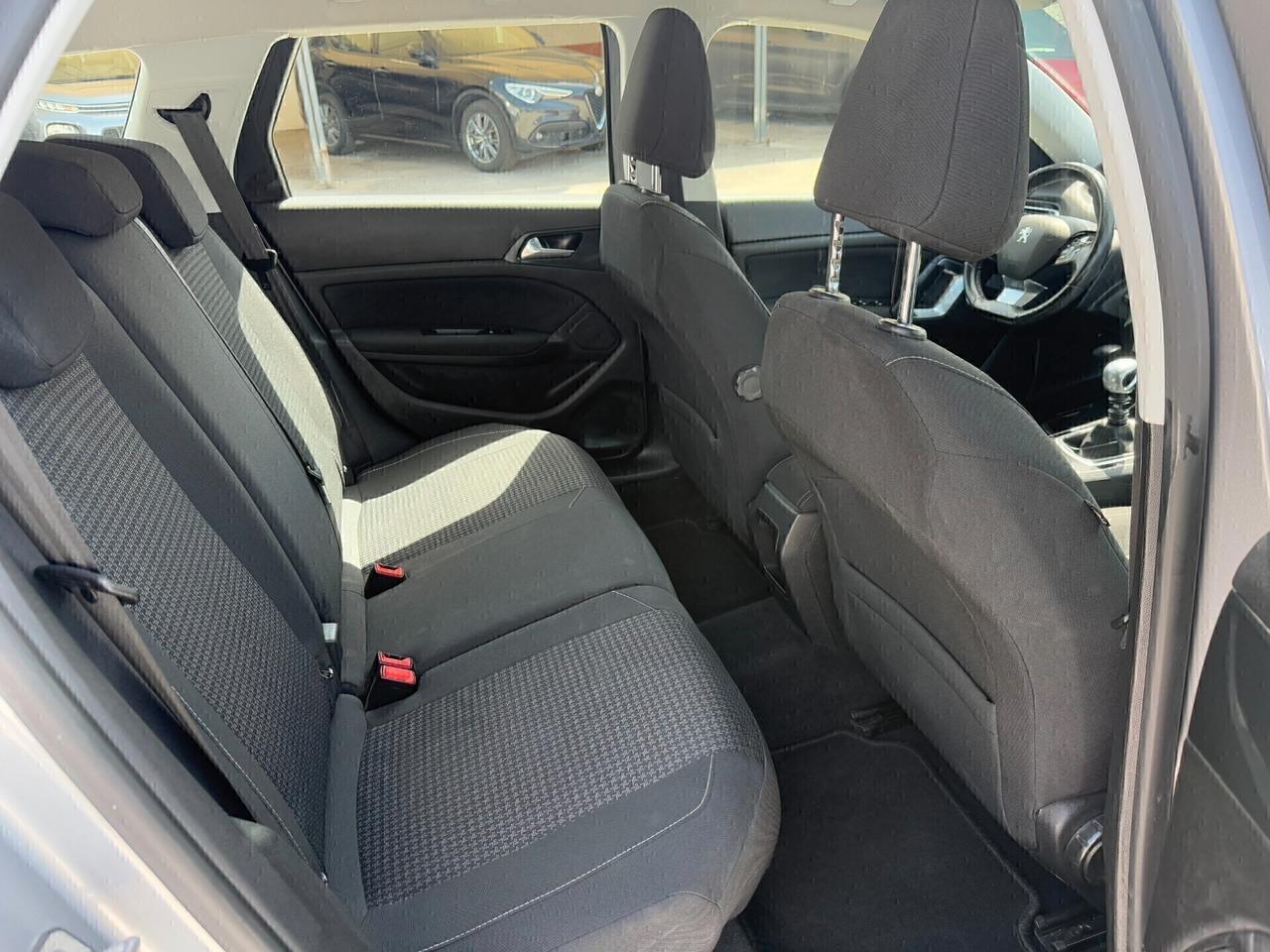 Peugeot 308 BlueHDi 100 S&S SW Active