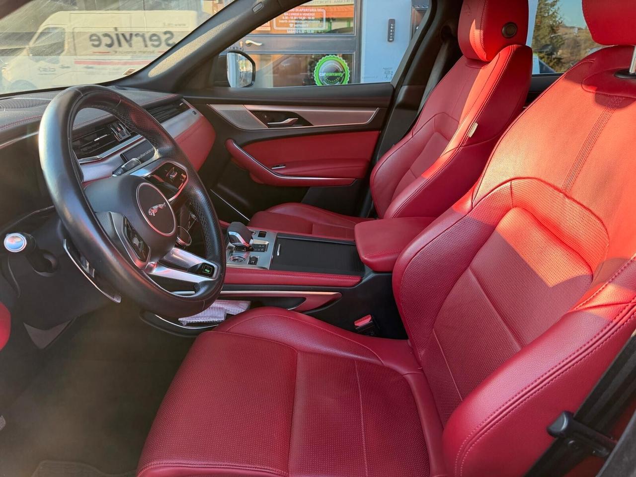 Jaguar F-Pace 2.0 D 163 CV AWD AUT. R-DYNAMIC SE