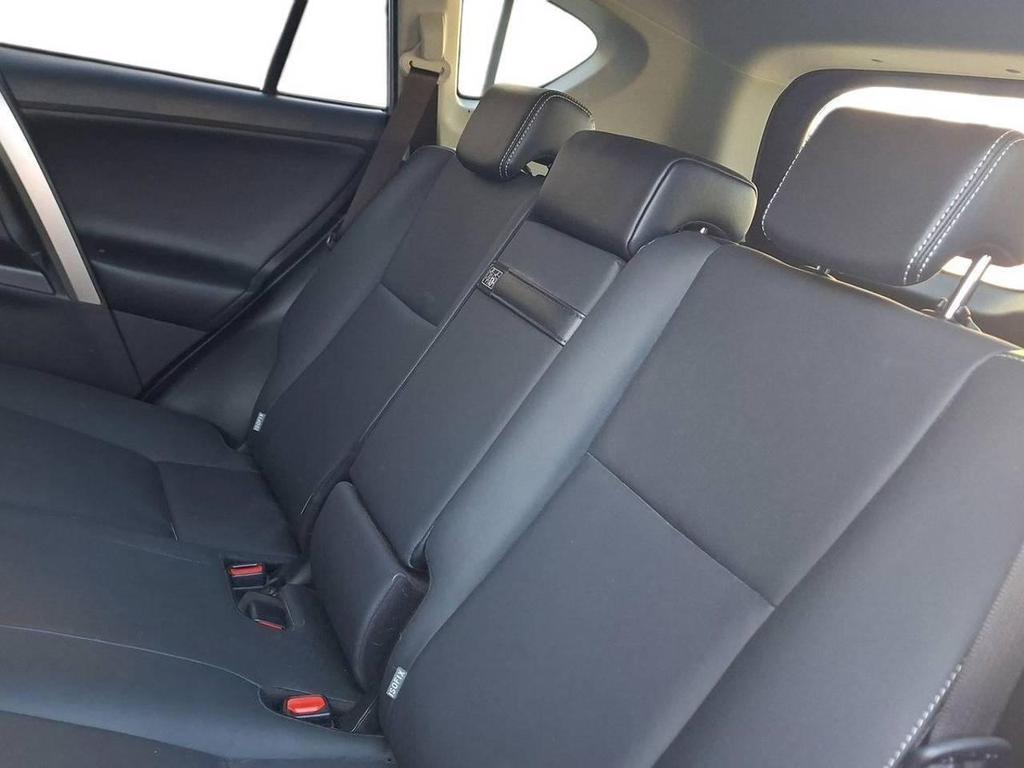 Toyota RAV4 5 Porte 2.5 VVT-i Hybrid Lounge 2WD E-CVT