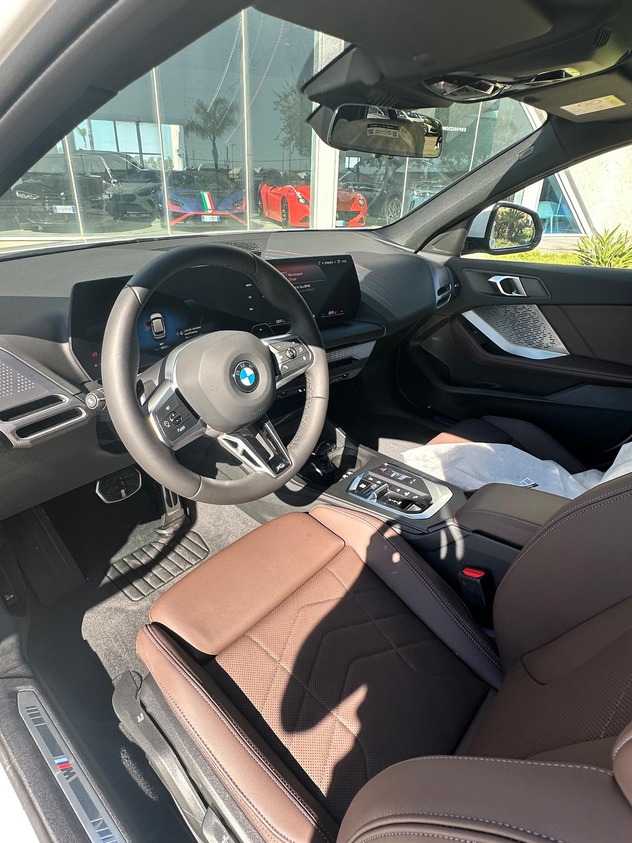 BMW 118 d MSport auto possibilità noleggio no scoring