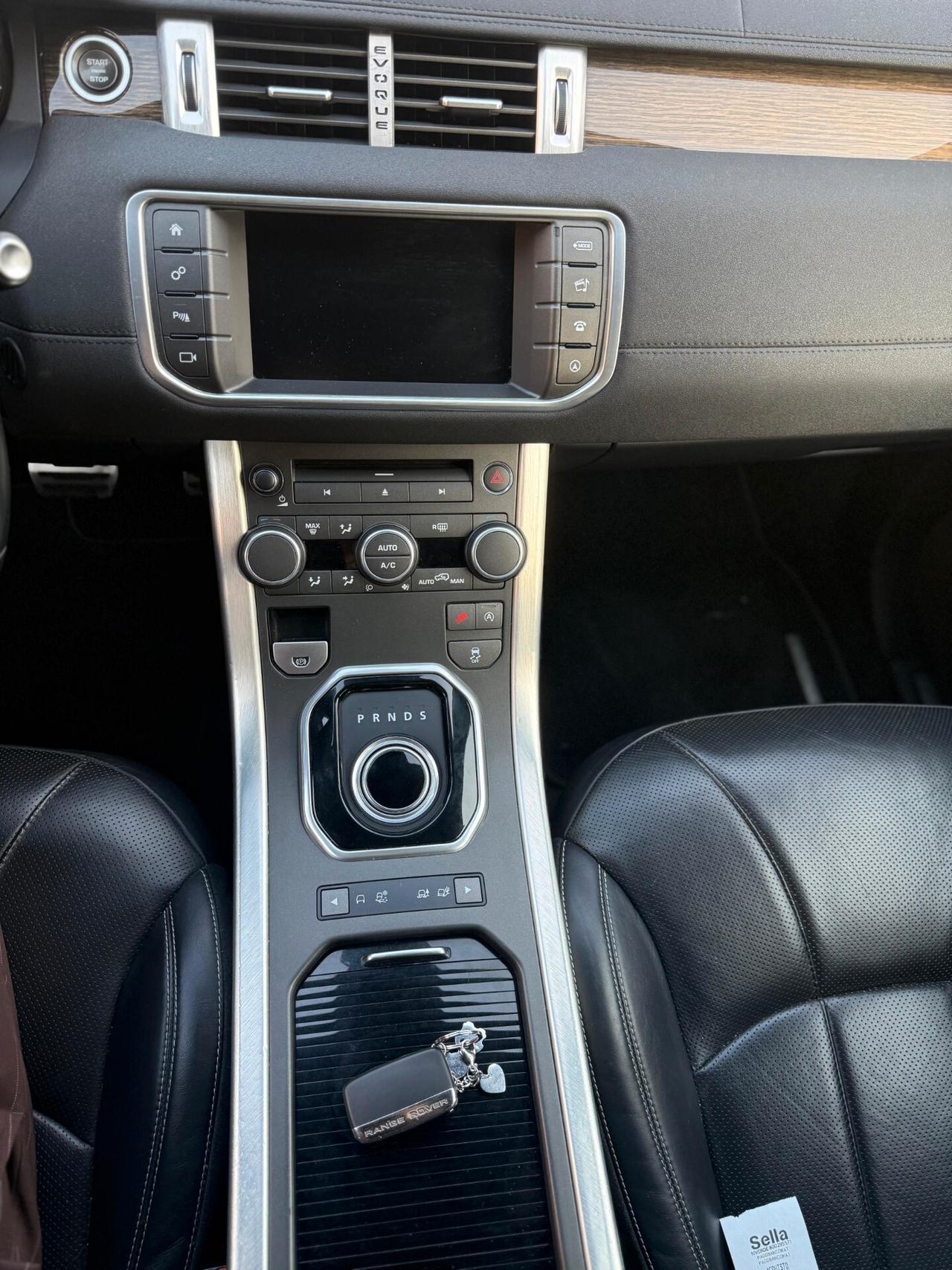 Land Rover Range Evoque 2.0 TD4 180 CV 5p. Pure