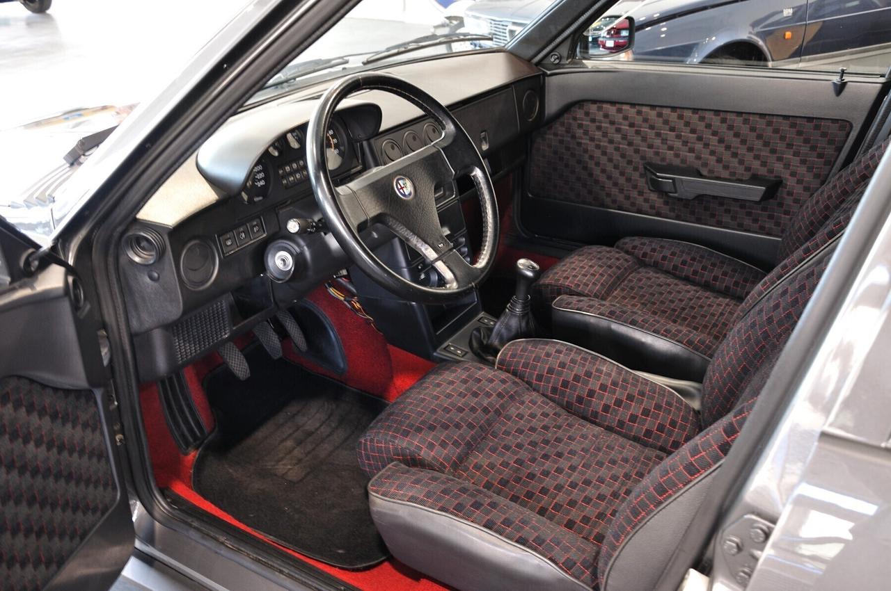 Alfa Romeo 33 1.7 Quadrifoglio Verde ASI