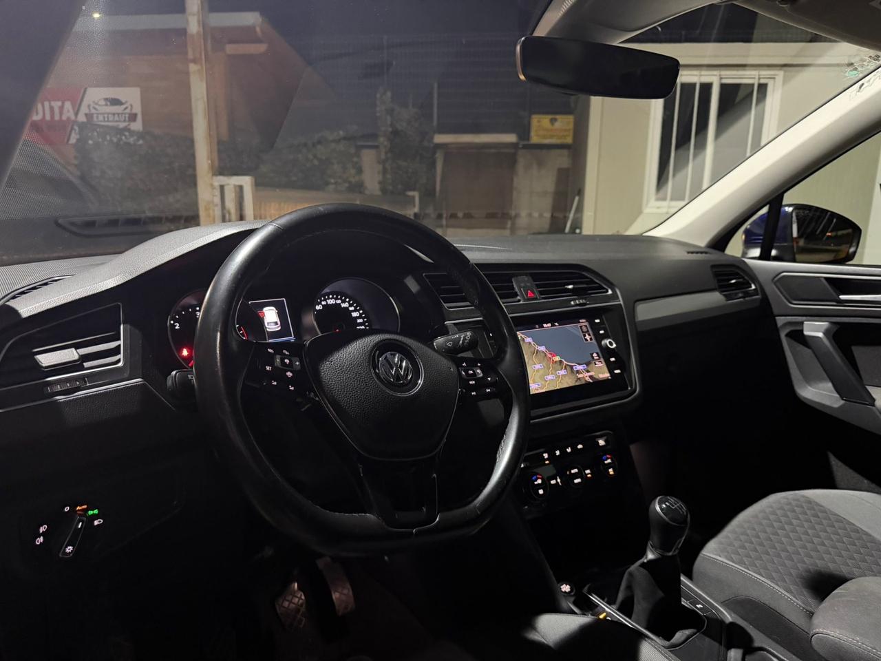 Volkswagen Tiguan 1.6 BlueMotion 10/2019 Technology