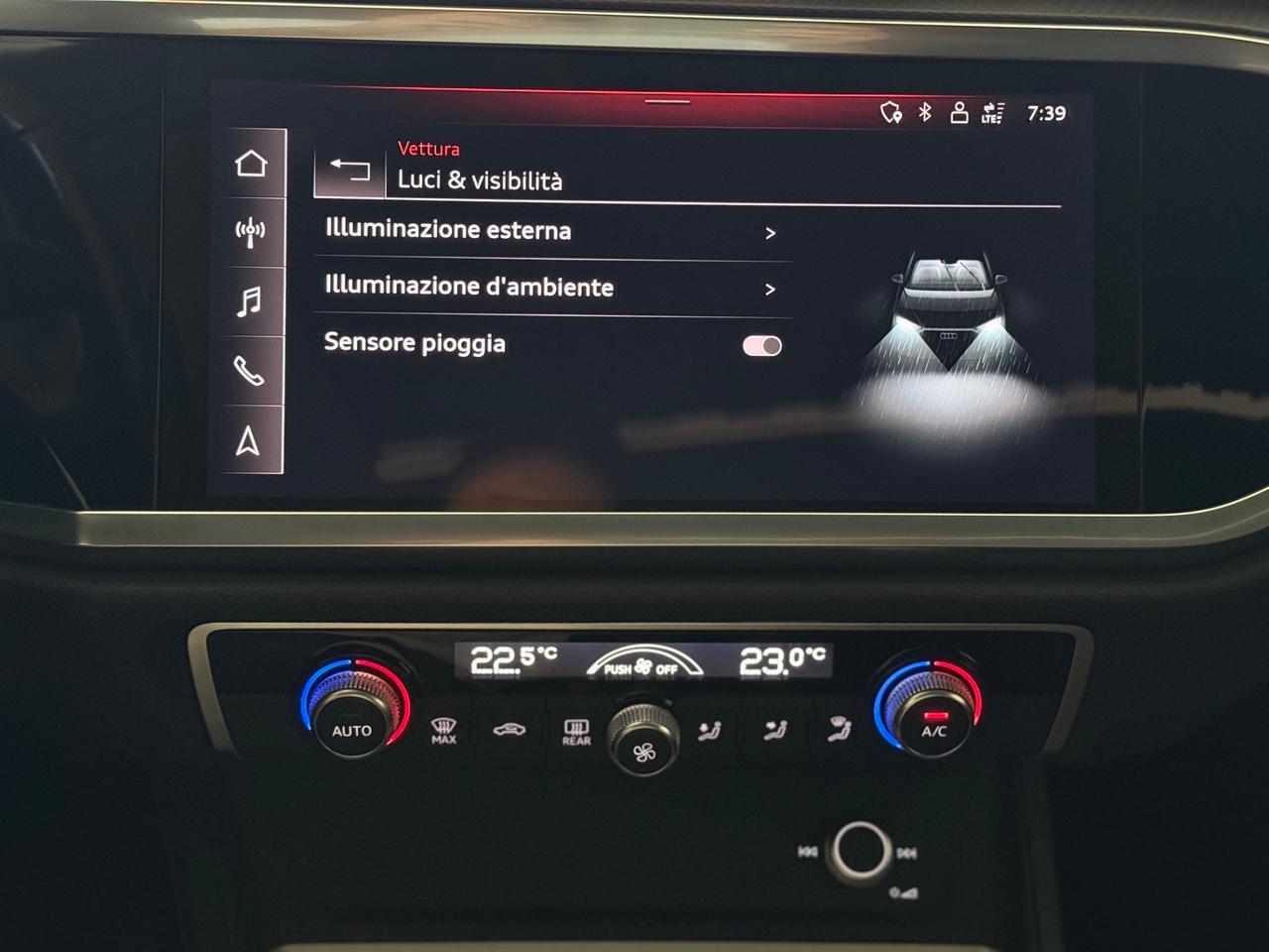 Audi Q3 35 2.0 Tdi 150CV S line TETTO/TELECAM