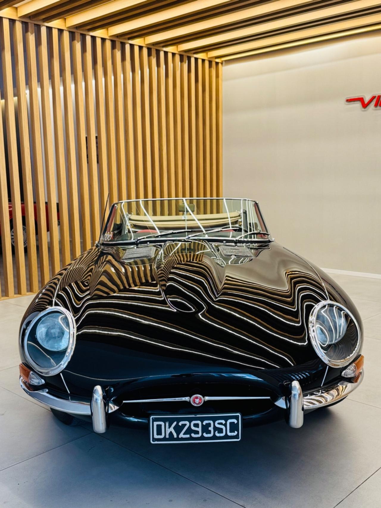 Jaguar E 3.8 CILINDRI SPIDER 1 SERIE