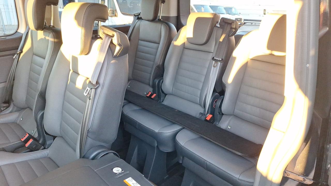 Ford Tourneo Custom 320 2.0 EcoBlue 185CV aut. PC Titanium 8 POSTI!!!