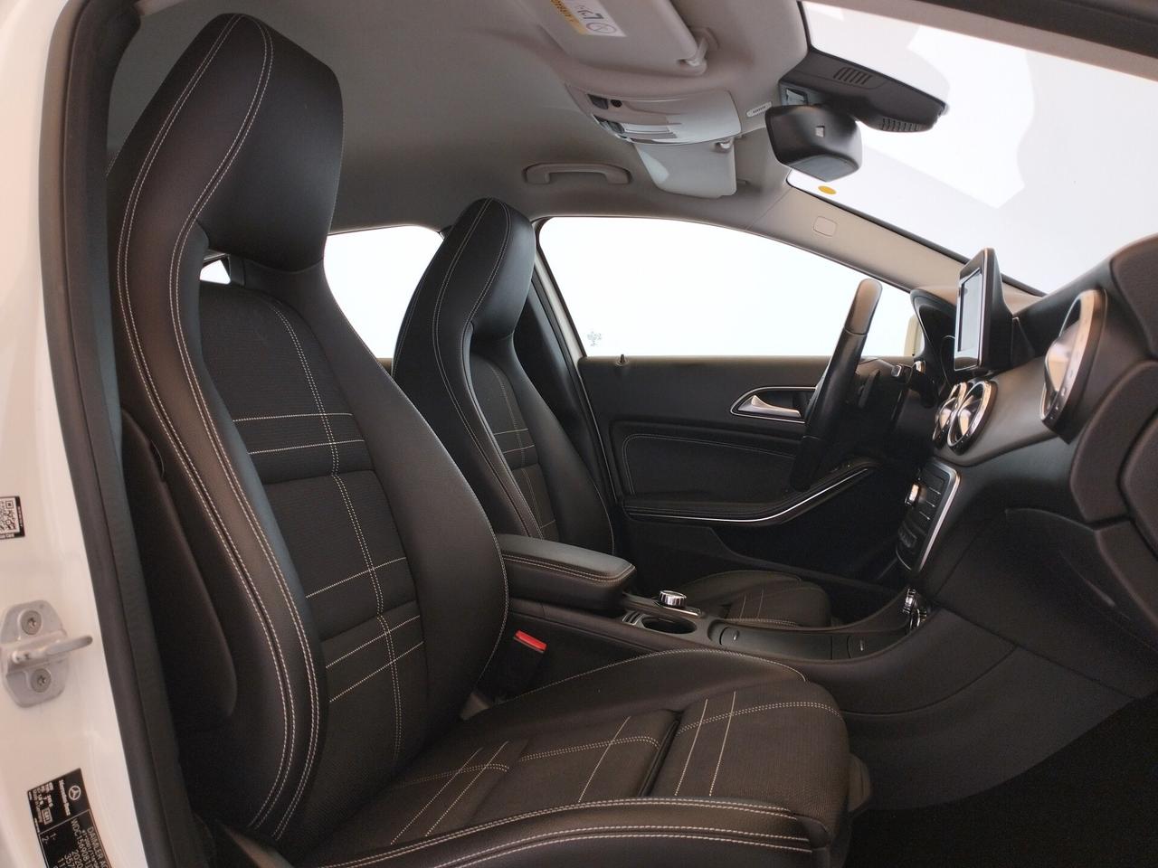 Mercedes-benz GLA 200 d Automatic Sport - NEOPATENTATI
