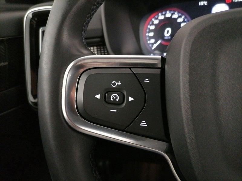 Volvo XC40 1.5 t5 phev R-design auto my21