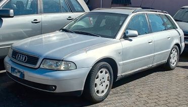 Audi A4 2.5 V6 TDI cat Avant quattro Advance