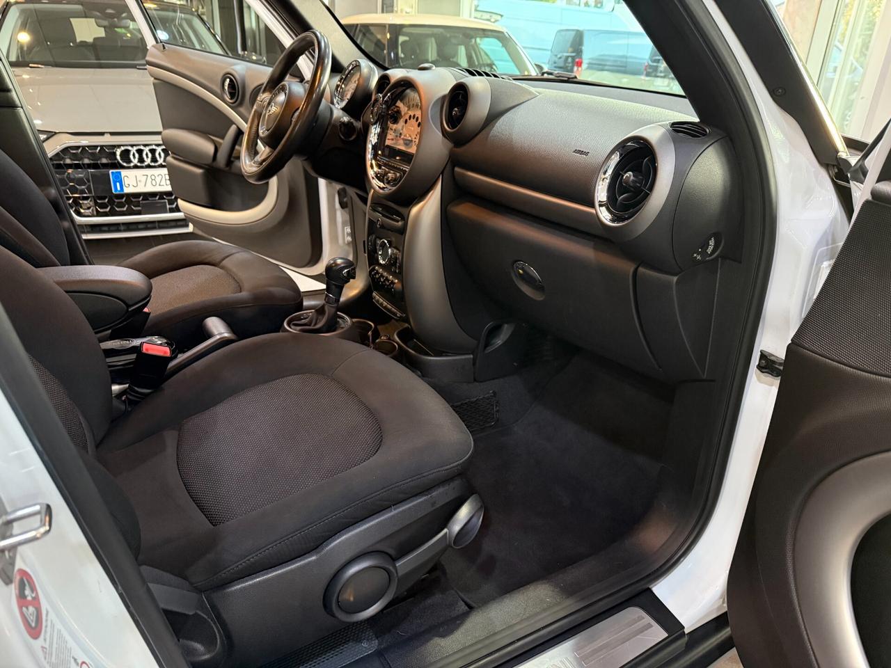 Mini Cooper D Countryman 2.0 CAMBIO AUTOMATICO 126.000 KM!!