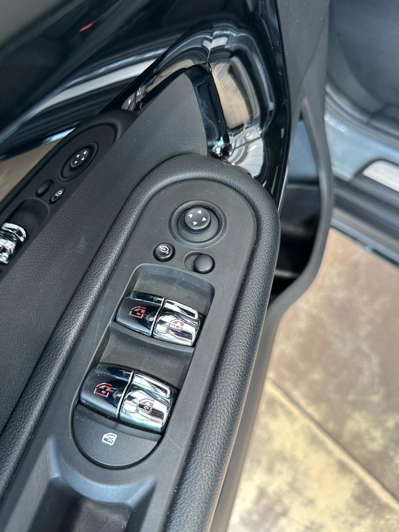 Mini Countryman Cooper D 2.0 Baker Street Auto - LED - 18" - Navi - Carplay