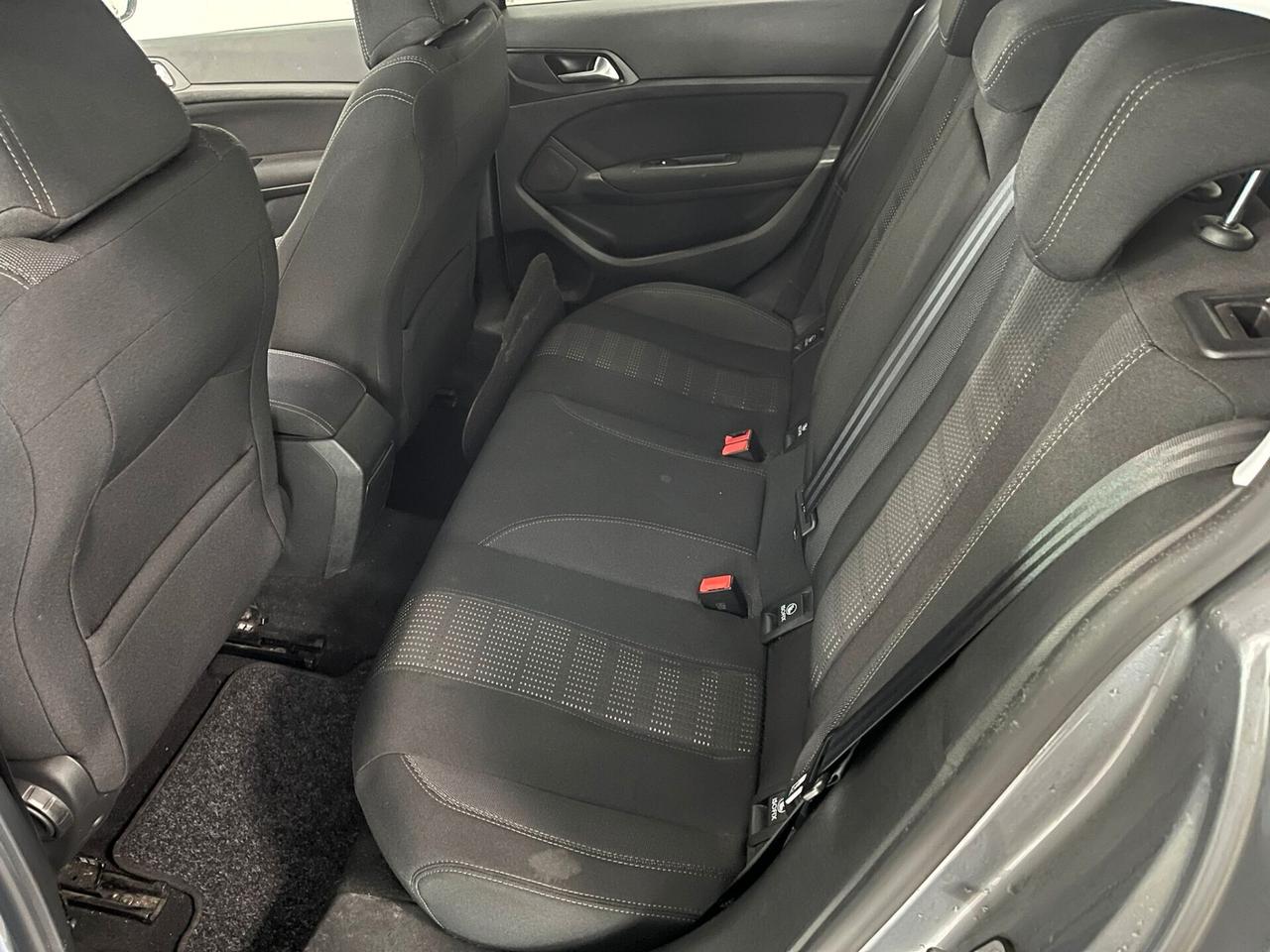 Peugeot 308 BlueHDi 150 S&S Allure