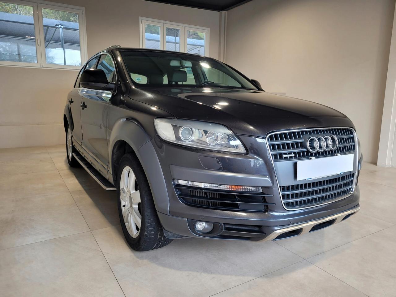 Audi Q7 3.0 V6 TDI 233CV quattro tiptronic