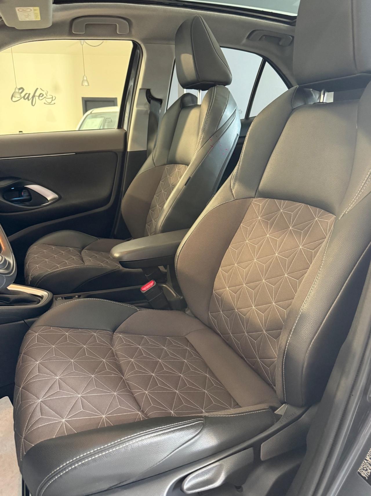 Toyota Yaris Cross 1.5 Hybrid 5p. E-CVT Lounge 2023