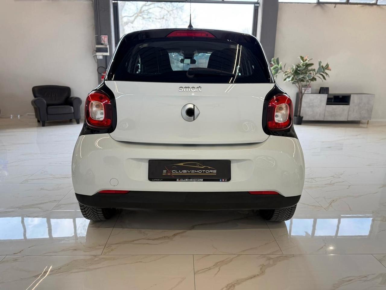 Smart ForFour 70 1.0 Youngster