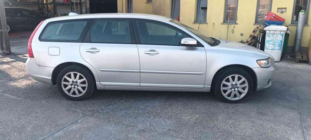 VOLVO V50 2.0 D cat NON VA IN MOTO
