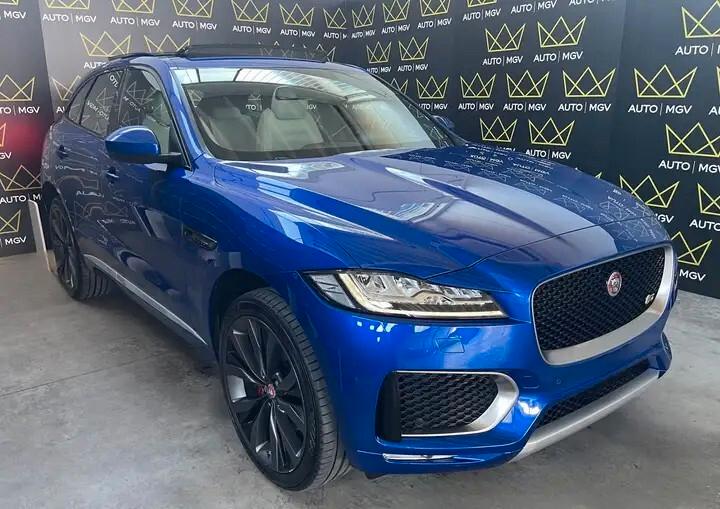 Jaguar F-Pace 3.0 V6 380 CV AWD aut. First Edition