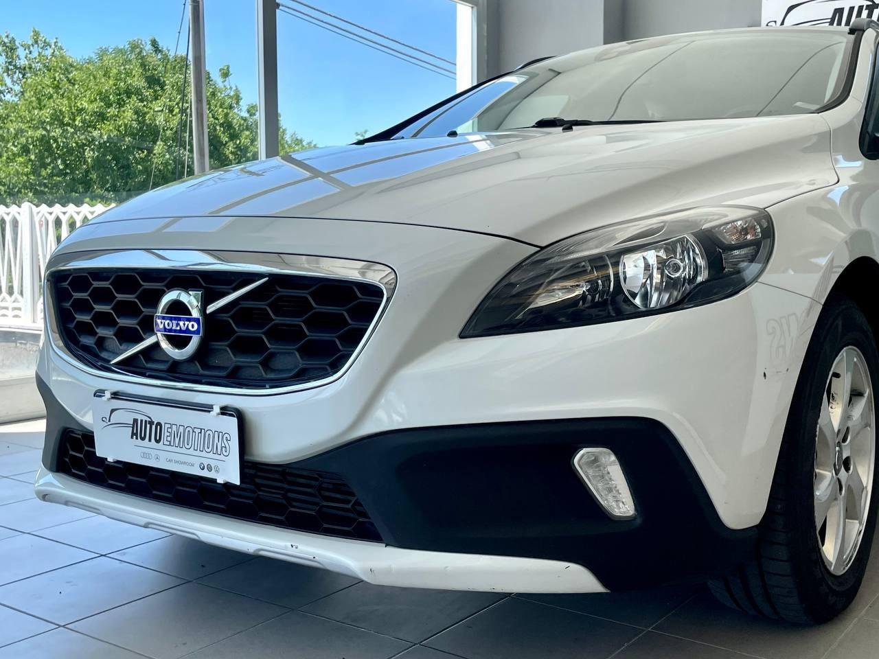 Volvo V40 Cross Country - Gancio Traino