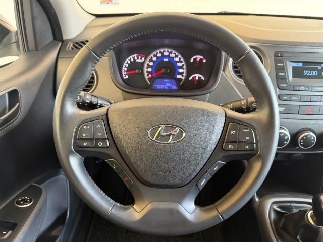HYUNDAI i10 1.0 GPL Tech NEOPATENTATI / PREZZO REALE
