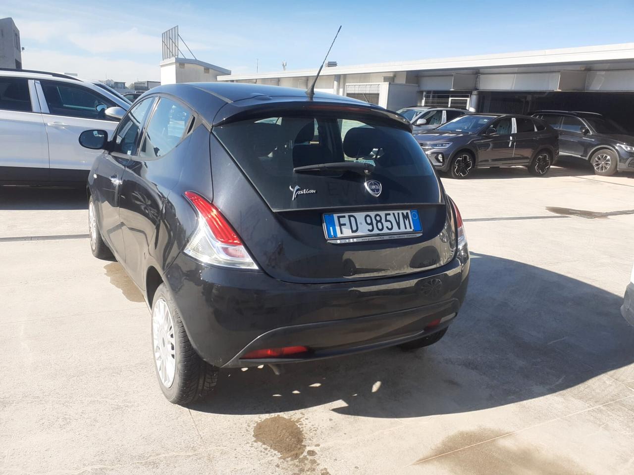 Lancia Ypsilon 1.2 69 CV GPL Gold - 2016