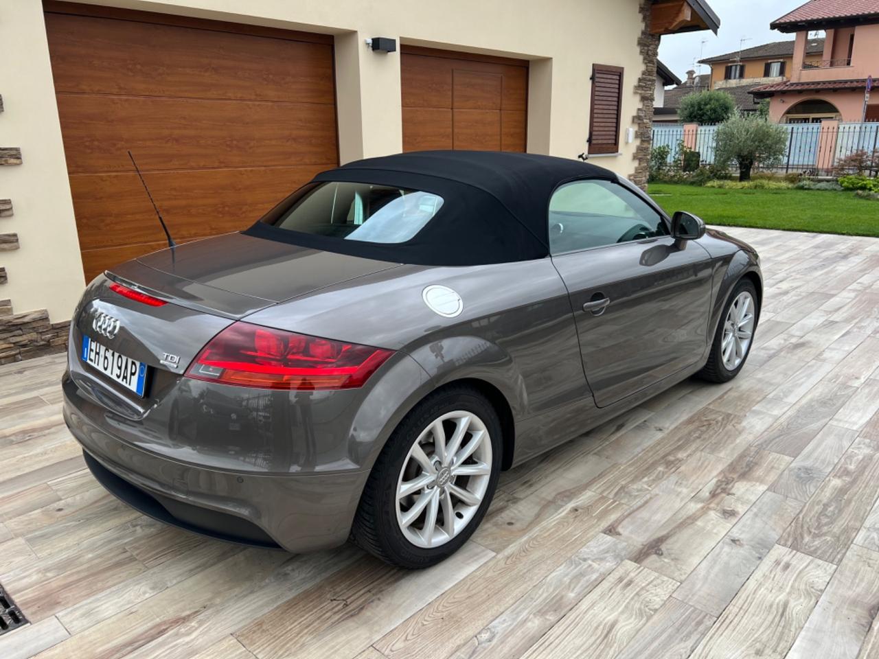 Audi TT Roadster 2.0 TDI quattro Advanced plus