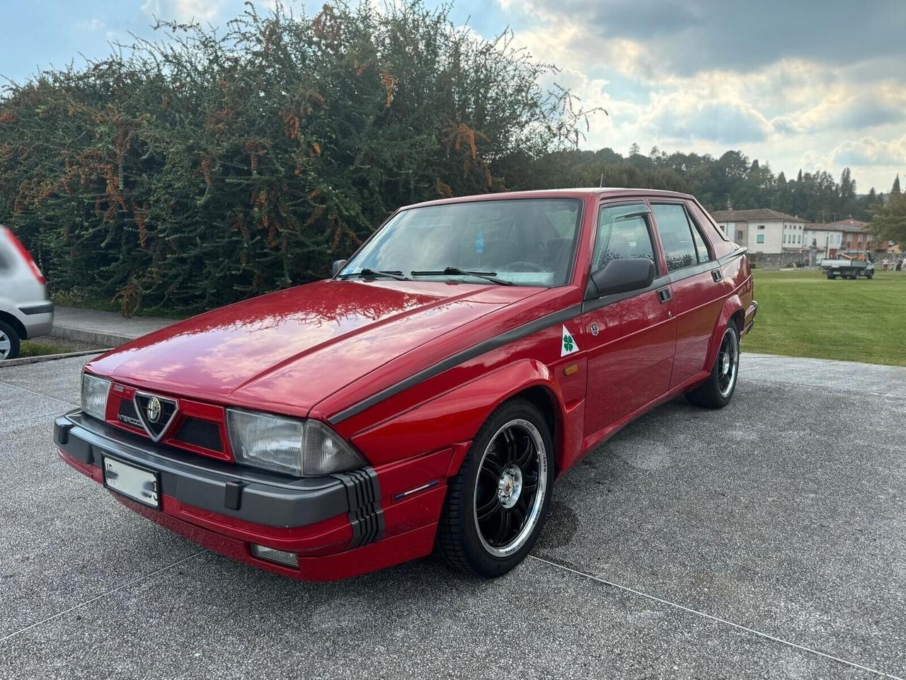 Alfa Romeo 75 1.8i turbo America