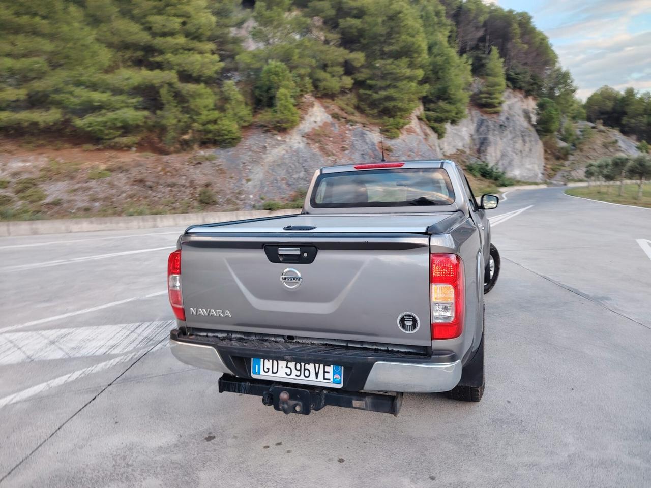 Nissan Navara 2.3 dCi 4WD Singlecab-Gancio traino-