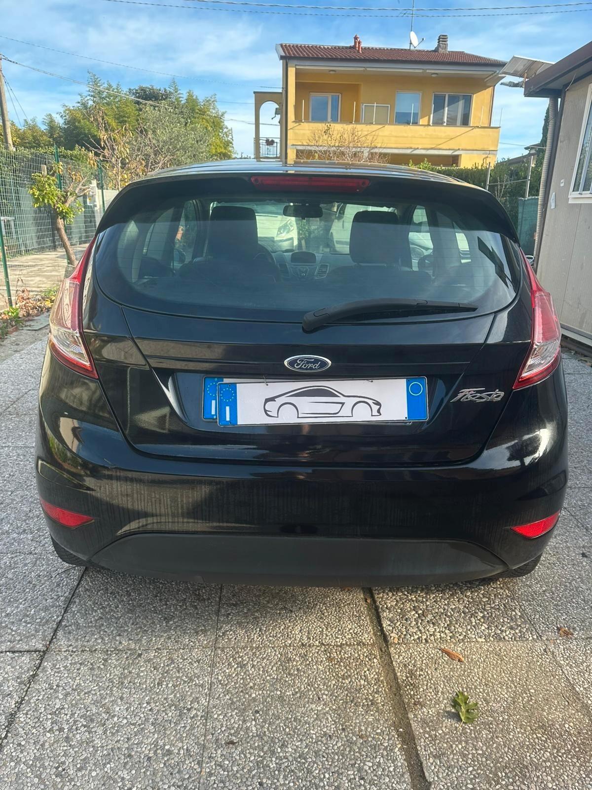 Ford Fiesta 1.4 3 porte Bz.- GPL FORD FIESTA 1.4 GPL – BLACK & WHITE EDITION