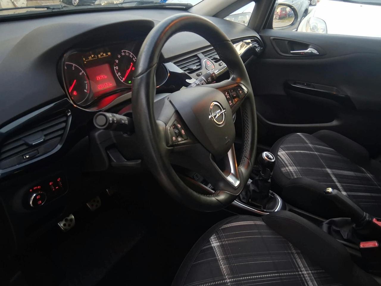 Opel Corsa 1.4 90CV GPL Tech 5 porte Cosmo