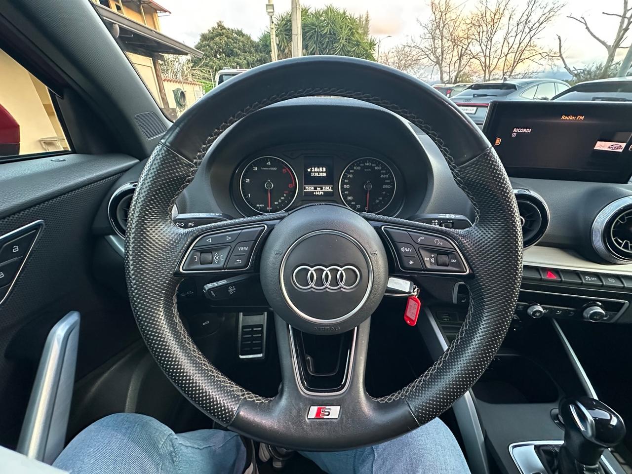 Audi Q2 35 TDI S tronic line Edition