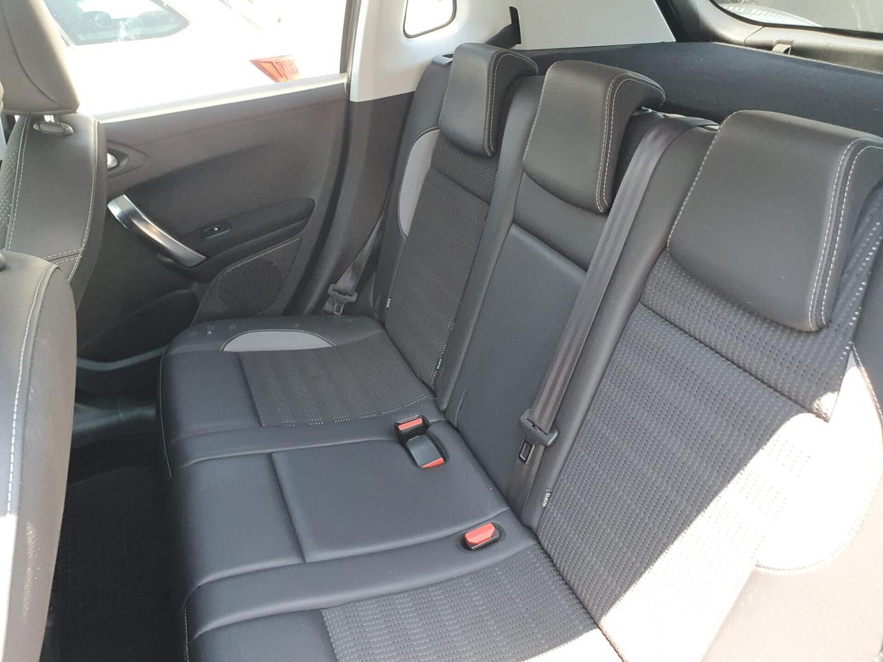 Peugeot 2008 BlueHDi 120 S&S Black Matt
