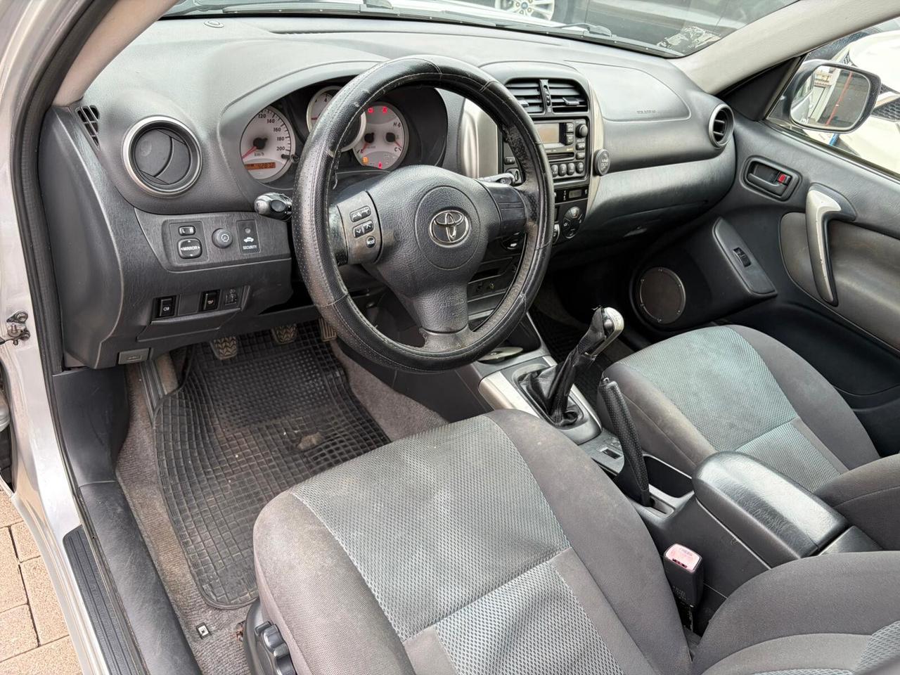 Toyota RAV 4 RAV4 2.0 Tdi D-4D cat 5 porte Sol