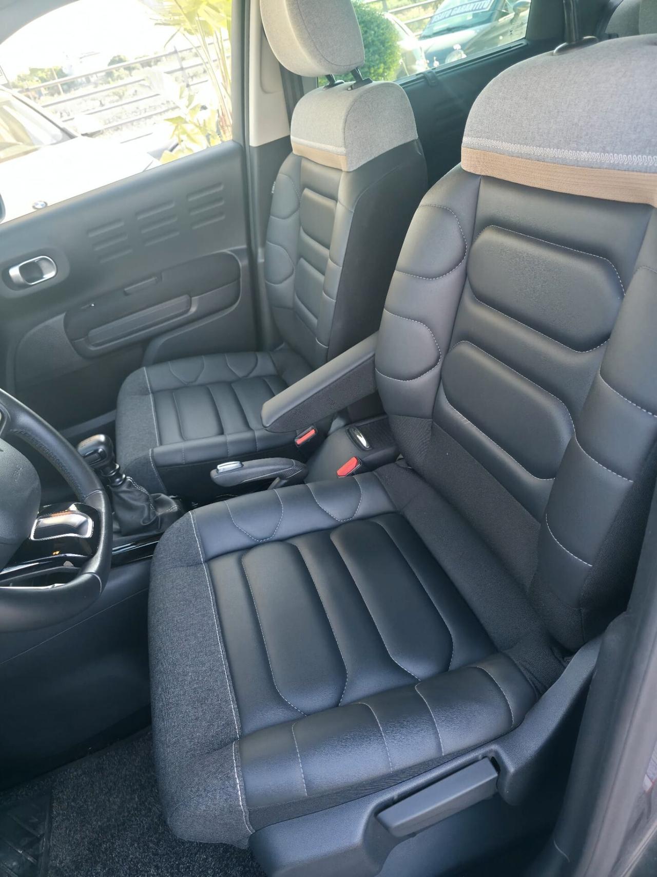 Citroen C3 Aircross BlueHDi 110 S&S Shine Pack
