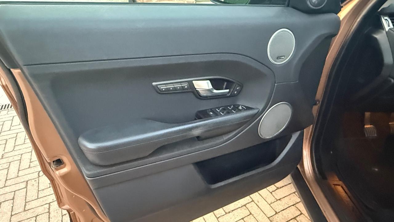 Land Rover Range Evoque 2.2 TD4 5p. Prestige