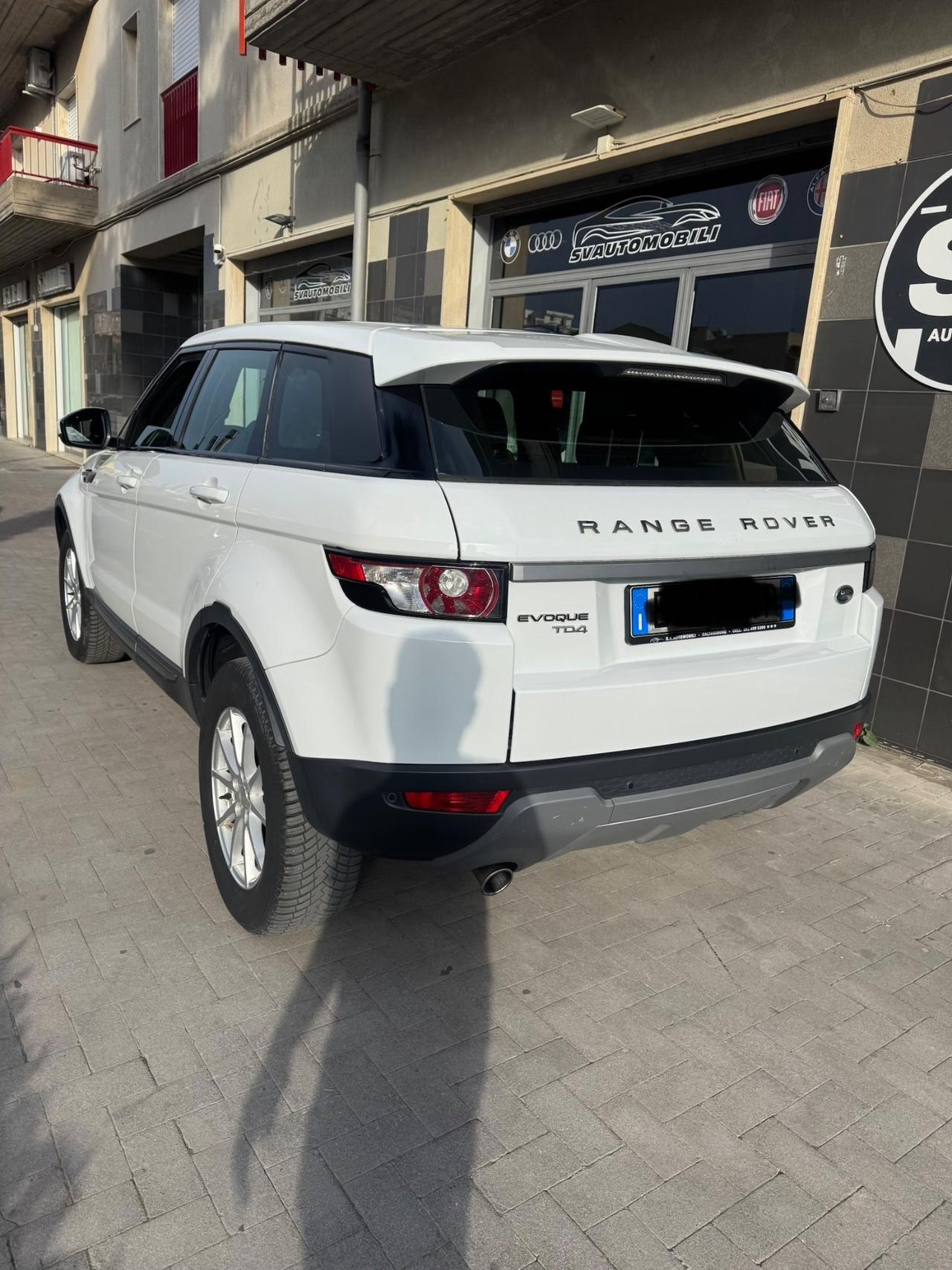 Land Rover Range Evoque 2.2 Sd4 5p. Pure