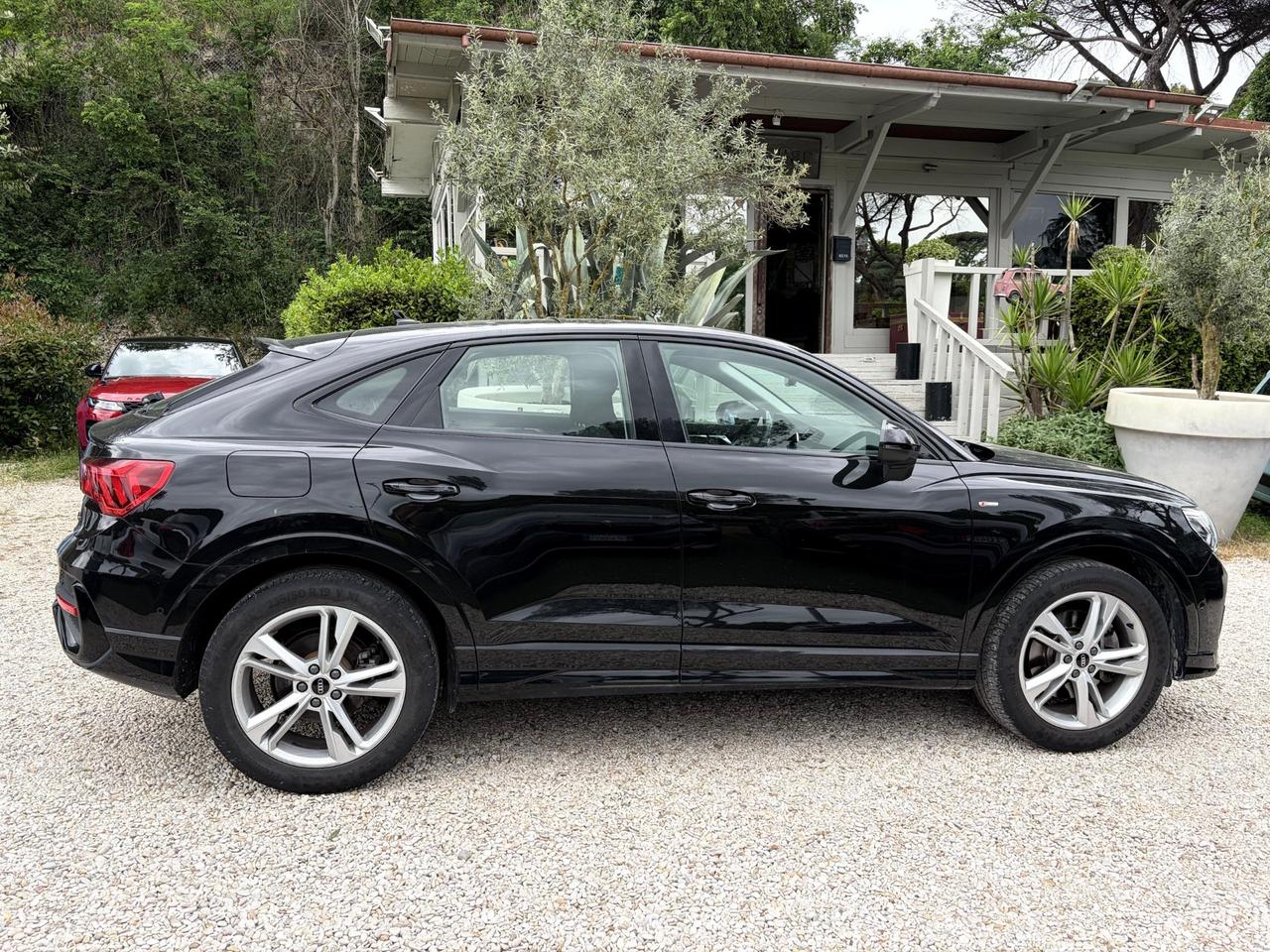 Audi Q3 SPB 40 TDI S tronic quattro edition