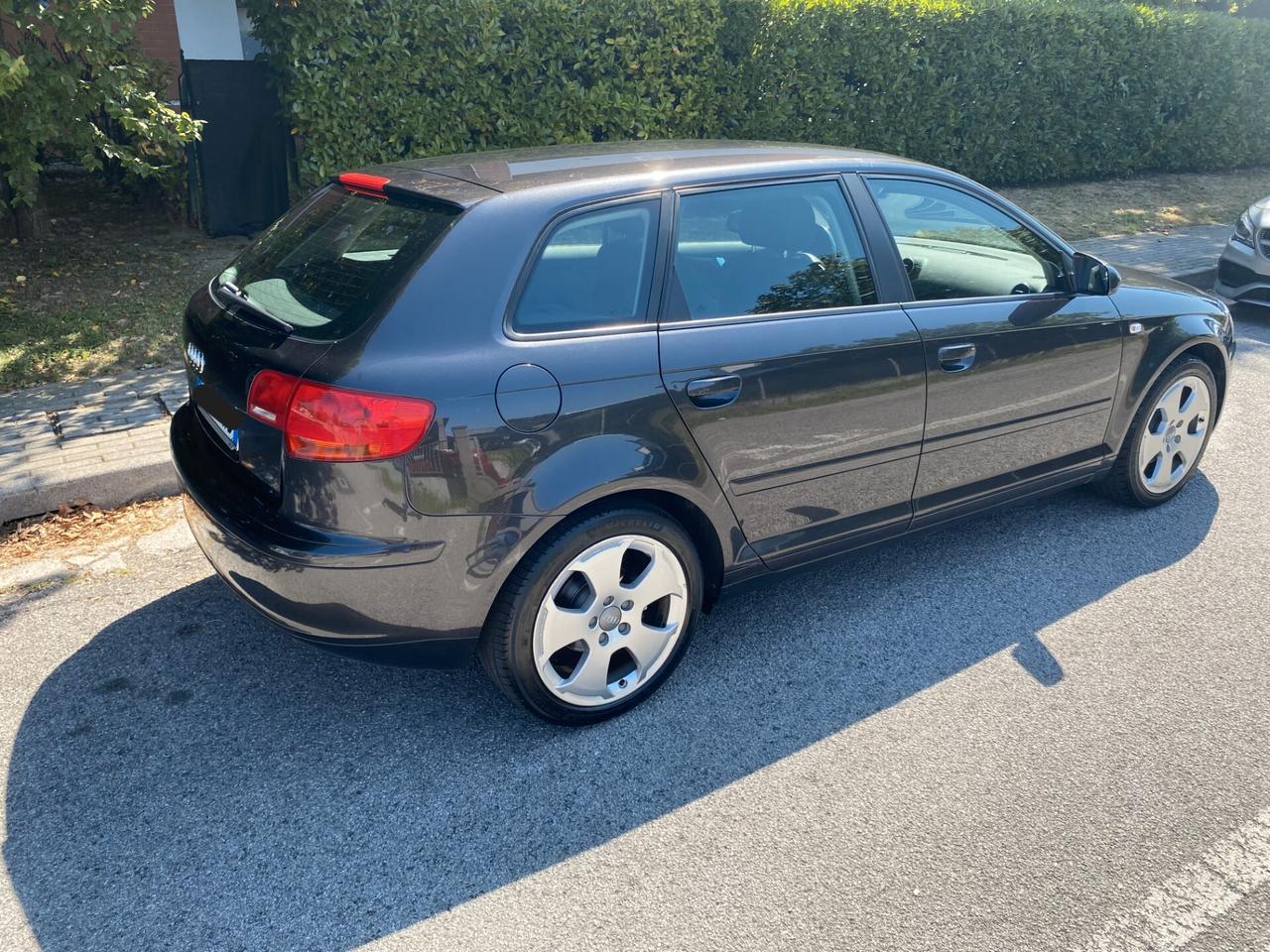 Audi A3 SPB 1.6 16V FSI Ambition