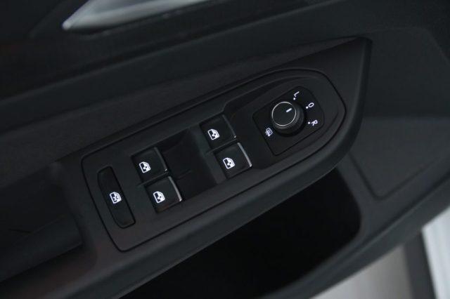 VOLKSWAGEN Golf GTI 2.0 TSI GTI DSG Black Style plus