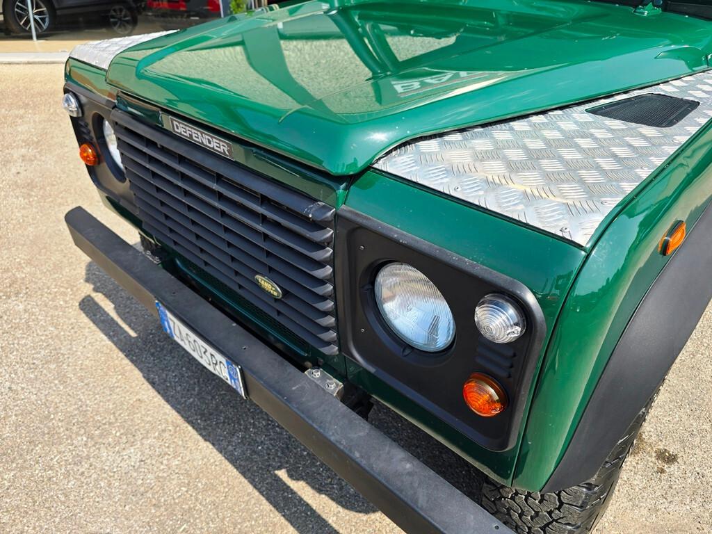 Land Rover Defender 110 TD5 CREW CAB "E"