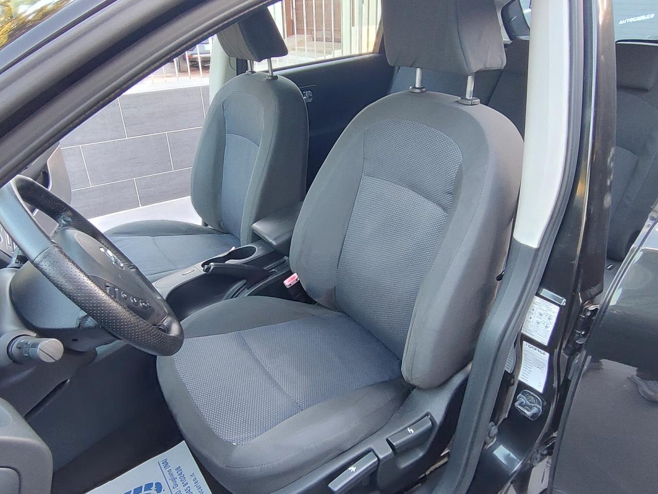 Nissan Qashqai 1.6 BENZINA 115 CV